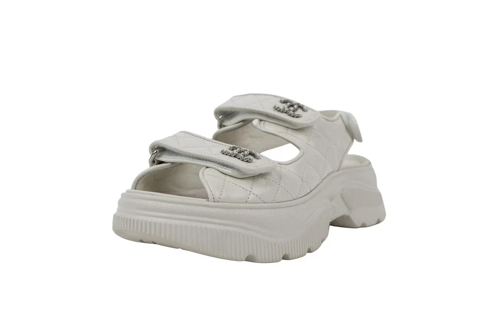 Chanel White Dad Sandals Quilted Lambskin Silver Hardware Size 38